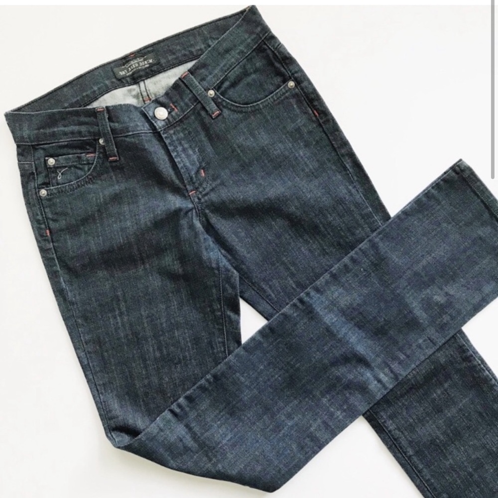 JAMES JEANS Cured by Seun